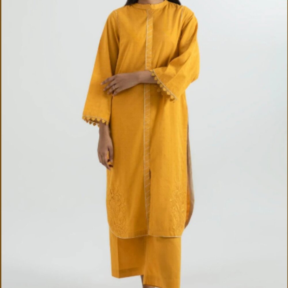 2-Piece Sana Safinaz Set – Stylish & Sophisticated